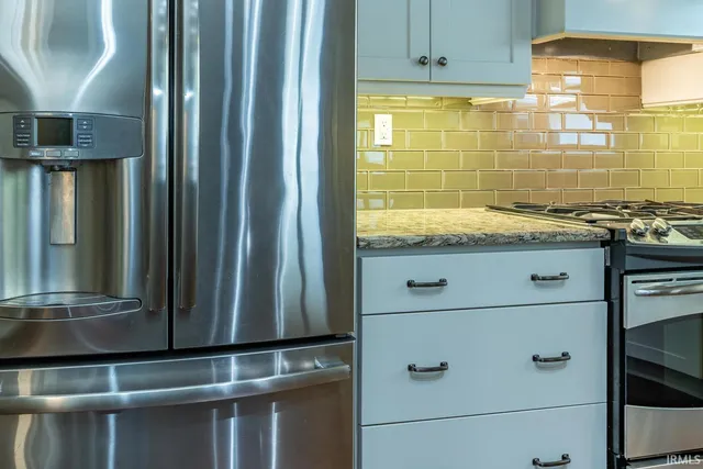 $499,900 | 409 East Woodridge Drive, Bloomington, IN 47408