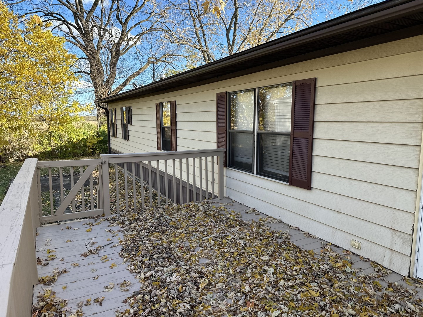 31 Meadowlark Lane Beecher, IL 60401 - Photo 16 of 23 a view of a house with a large window