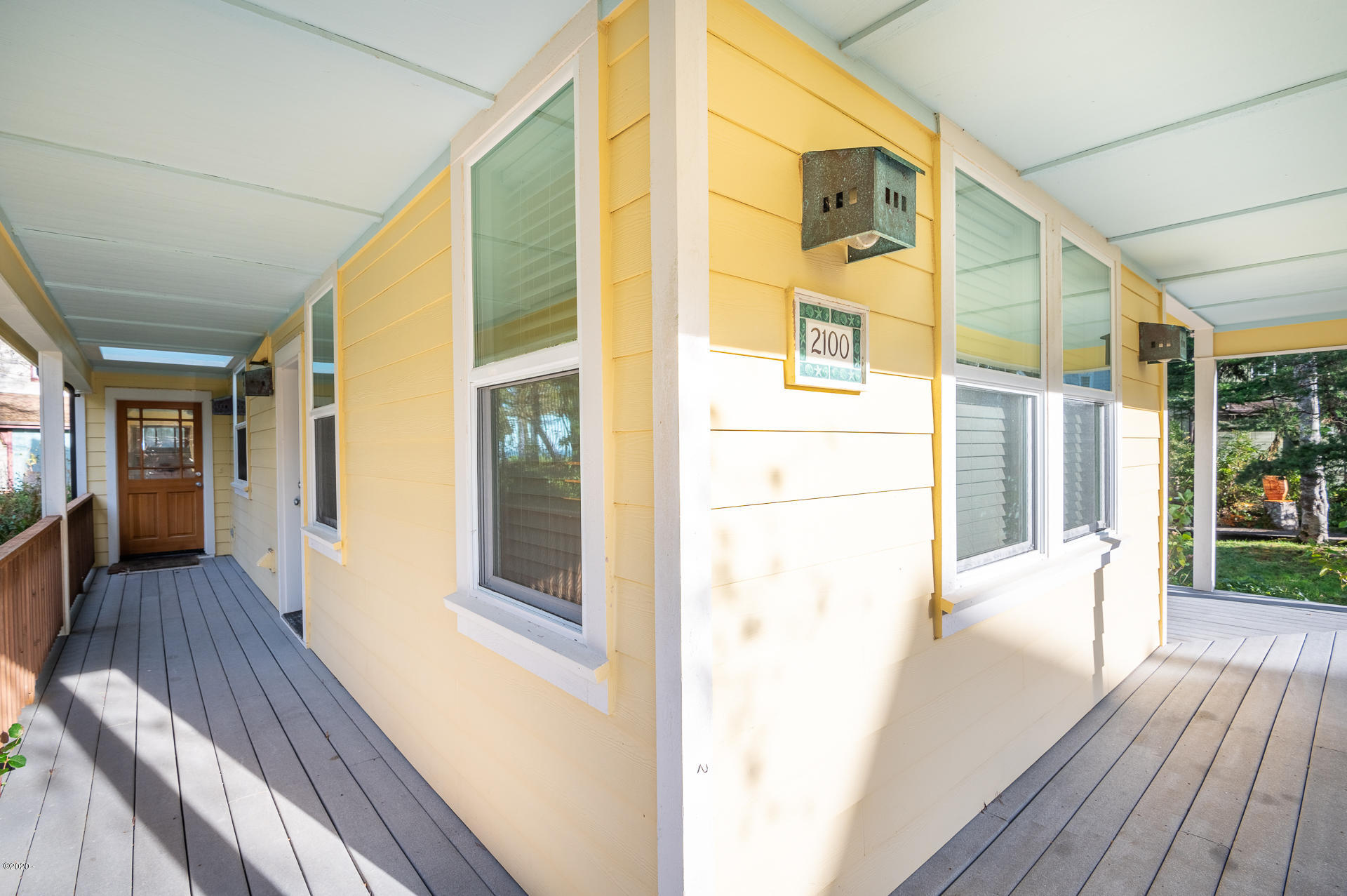2100 Overleaf Loop Yachats, OR 97498 - Photo 36 of 51 Front porch