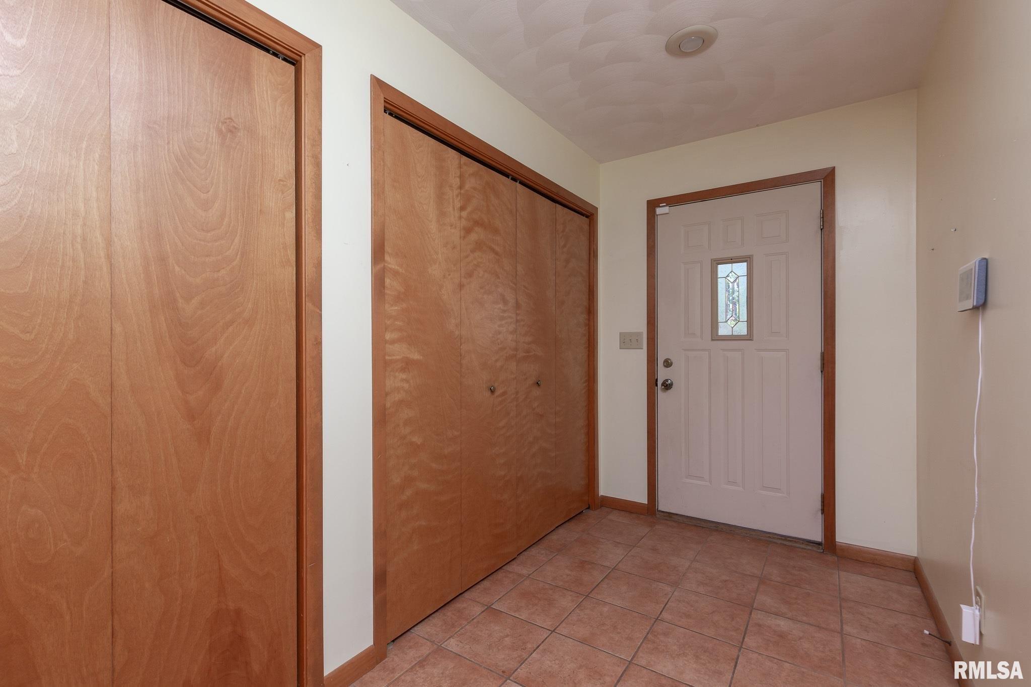 404 Cedar Street Andover, IL 61233 - Photo 12 of 39 Gallery Image 12
