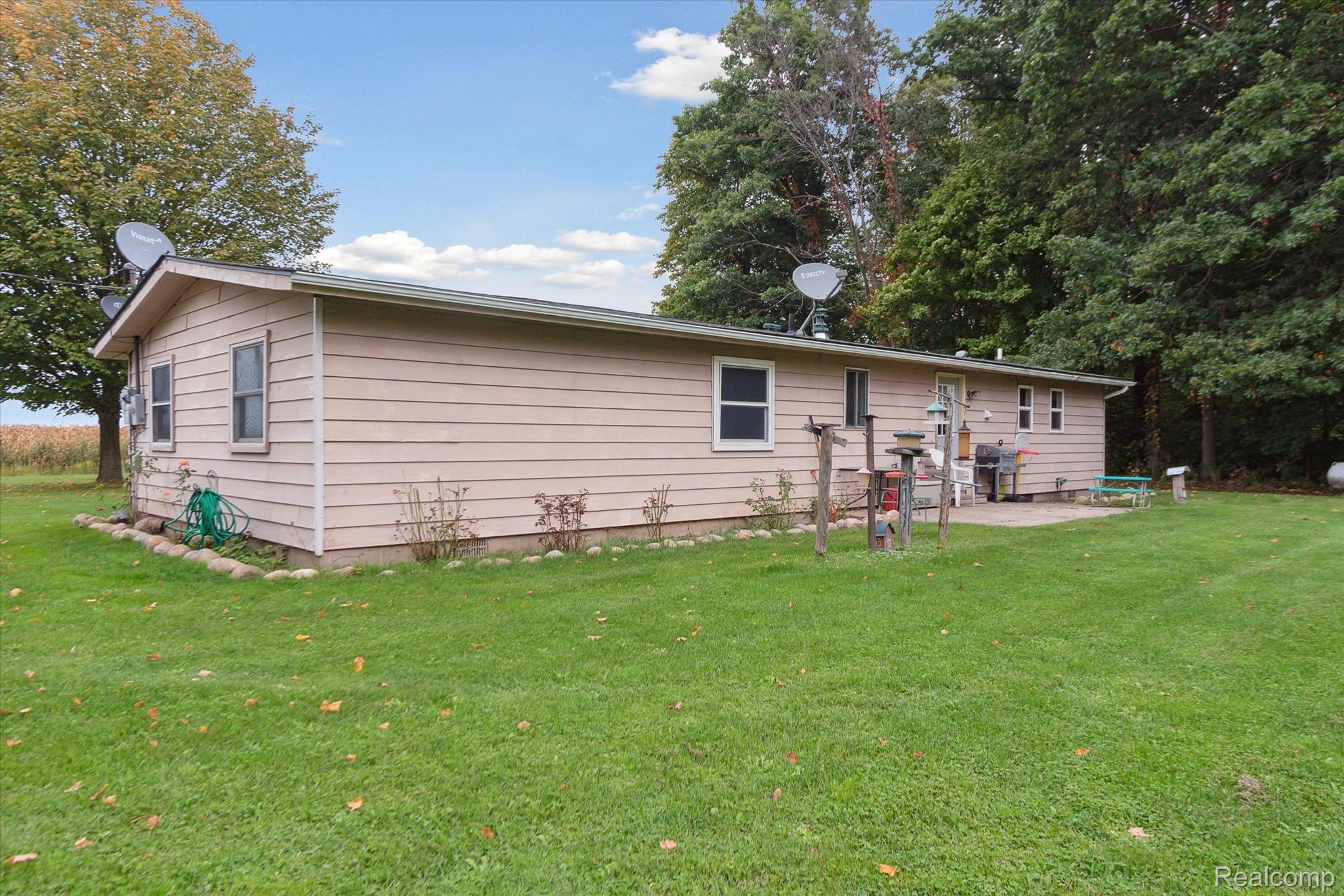 4925 Dixon Road Caro, MI 48723 - Photo 36 of 40 Gallery Image 36