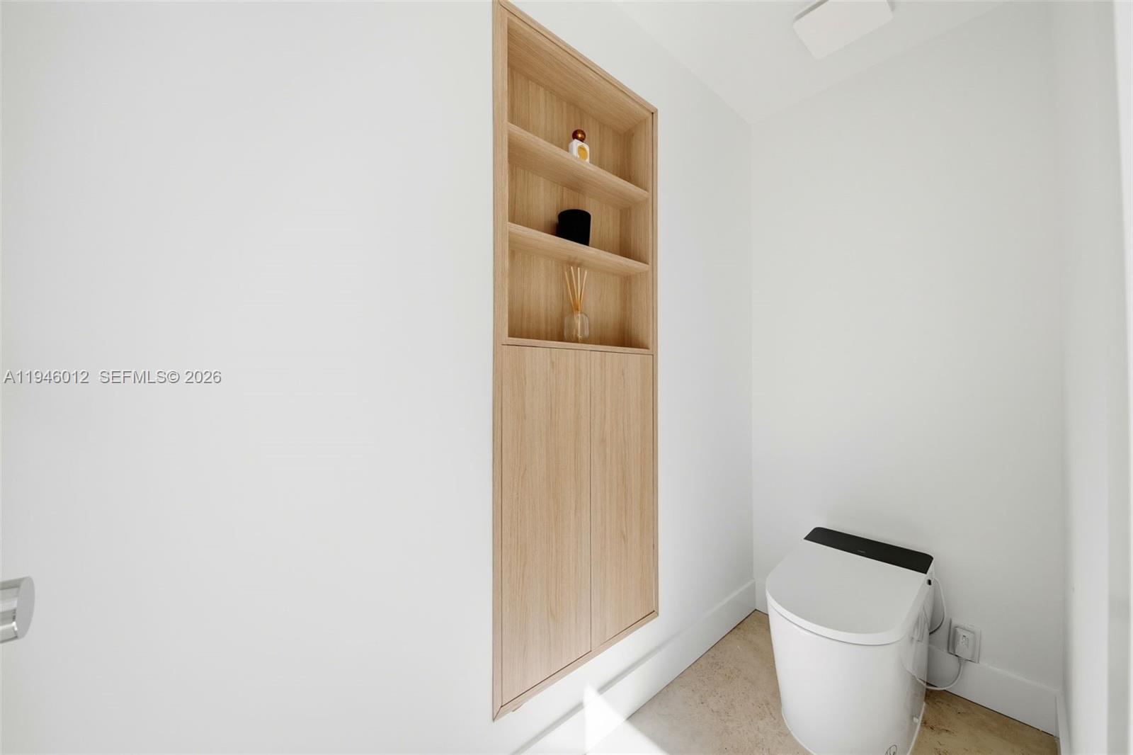 8800 Southwest 118th Street Miami, FL 33176 - Photo 34 of 44 a bathroom with a toilet and a shower