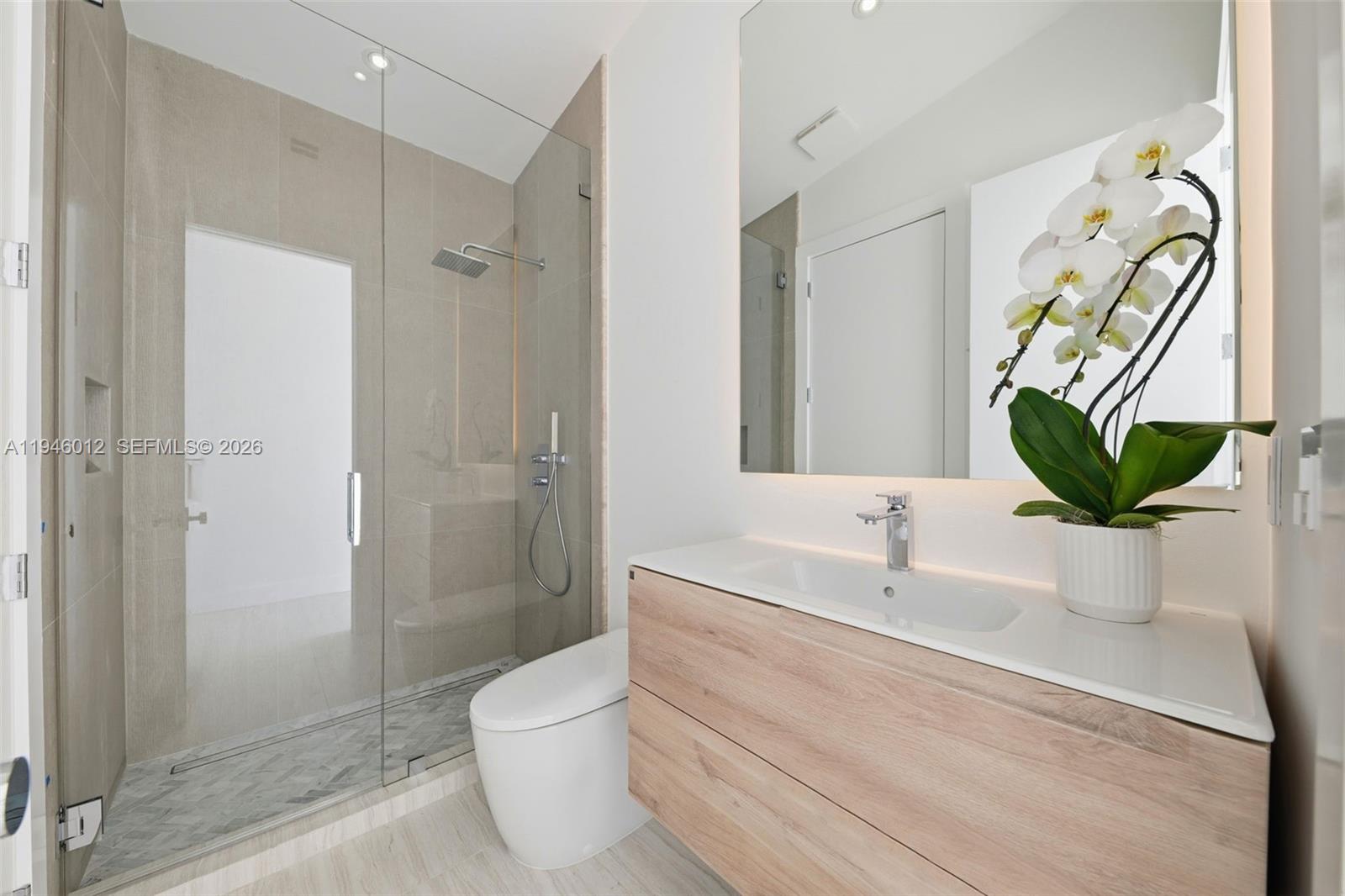 8800 Southwest 118th Street Miami, FL 33176 - Photo 38 of 44 a bathroom with a sink toilet and shower