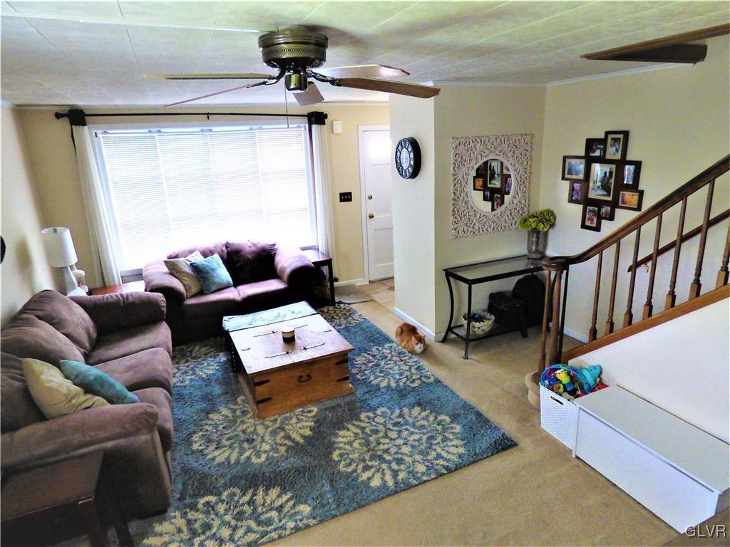 1559 Valley Road Bethlehem, PA 18018 - Photo 3 of 17 Gallery Image 3