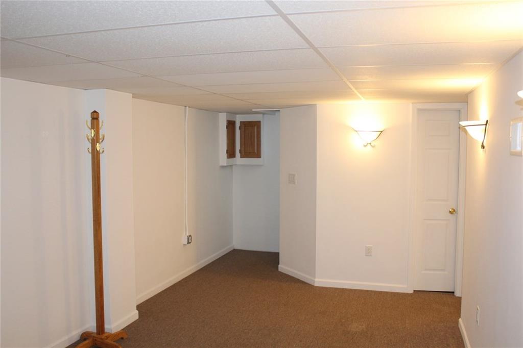 185 Davis Road Butler, PA 16002 - Photo 15 of 19 Gallery Image 15