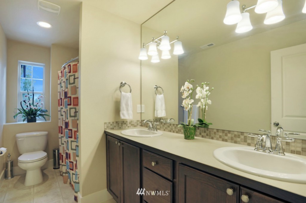 4910 Southeast 2nd Place Renton, WA 98059 - Photo 18 of 22