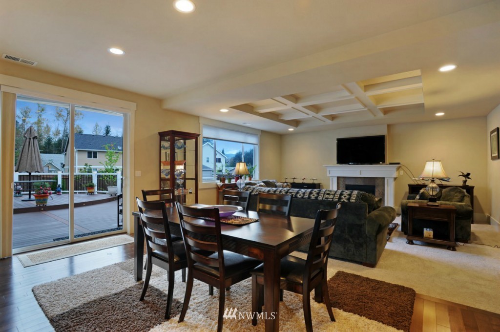 4910 Southeast 2nd Place Renton, WA 98059 - Photo 4 of 22