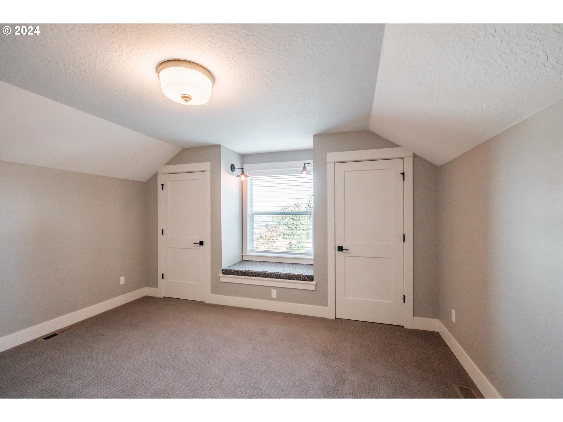 10886 Bethel Road Amity, OR 97101 - Photo 33 of 42 a view of empty room with window