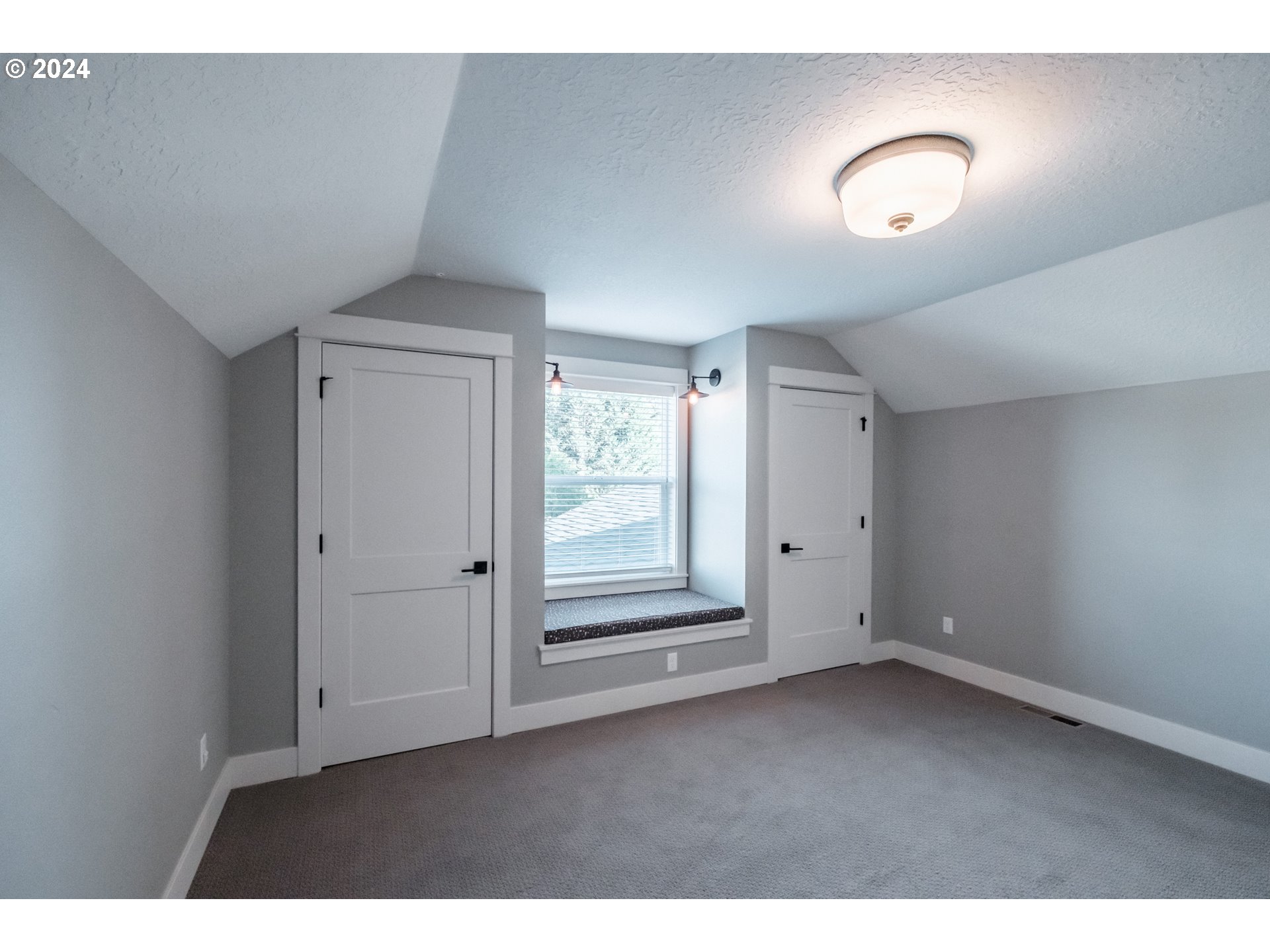 10886 Bethel Road Amity, OR 97101 - Photo 34 of 42 a view of a room that has a window in it