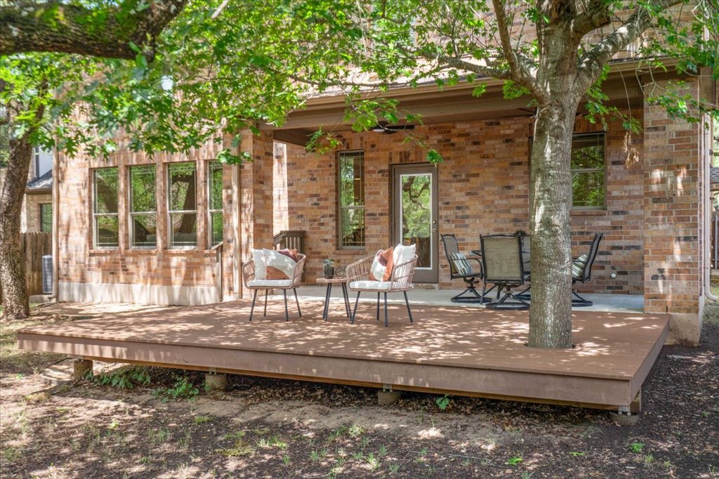 11208 Bastogne Loop Austin, TX 78739 - Photo 34 of 39