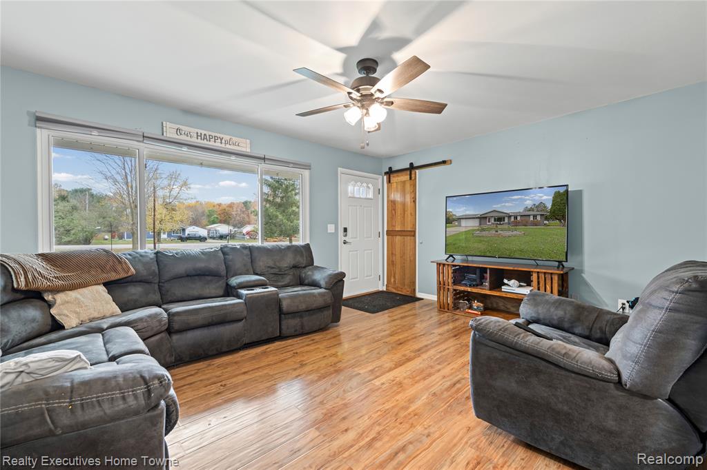 12429 East Mt Morris Road Columbiaville, MI 48421 - Photo 4 of 37 Gallery Image 4