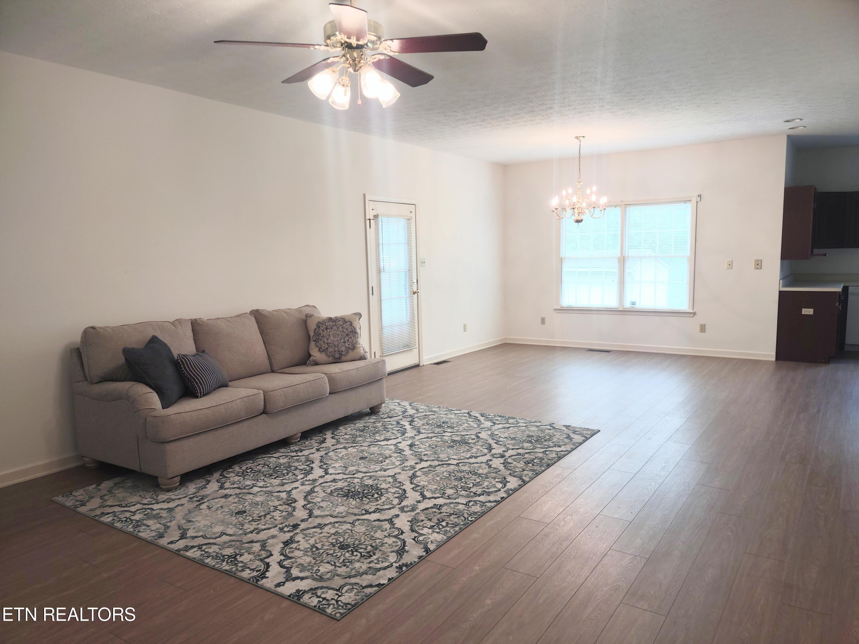 127 Capital Circle Oak Ridge, TN 37830 - Photo 3 of 15 IMG_20240808_164204687~2