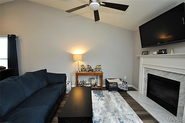 $312,900 | 897 Black Bear Drive, House Springs, MO 63051