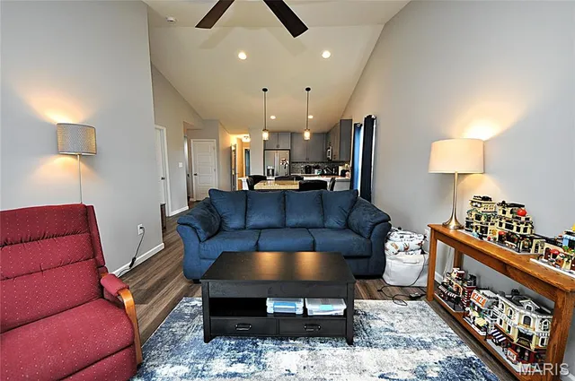 $312,900 | 897 Black Bear Drive, House Springs, MO 63051