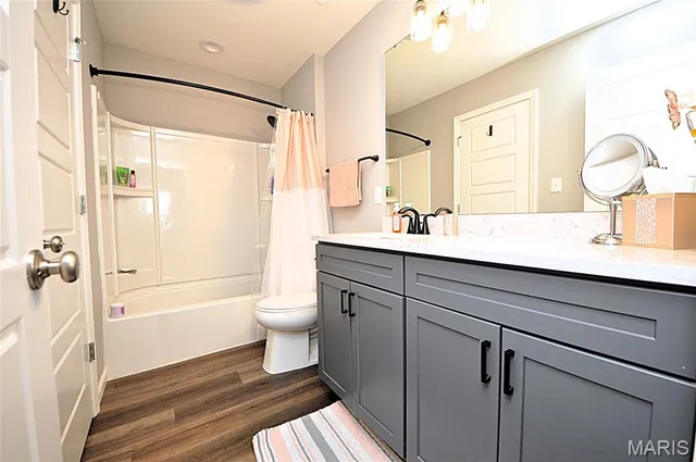 $312,900 | 897 Black Bear Drive, House Springs, MO 63051