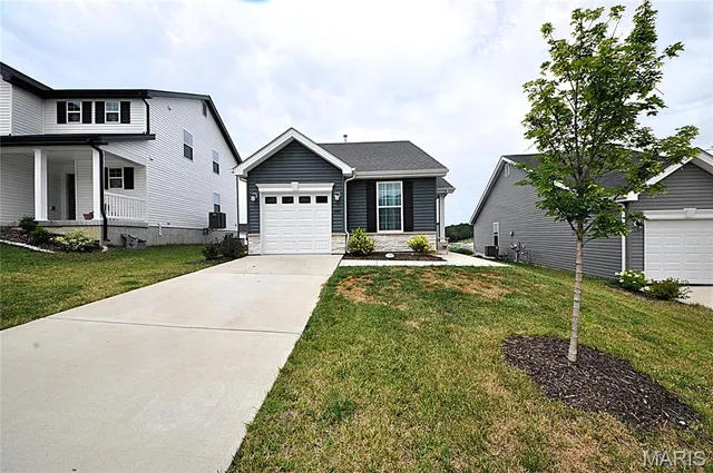 $312,900 | 897 Black Bear Drive, House Springs, MO 63051