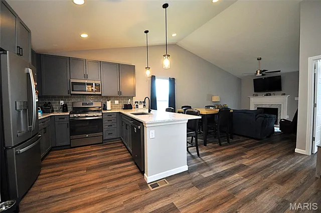 $312,900 | 897 Black Bear Drive, House Springs, MO 63051