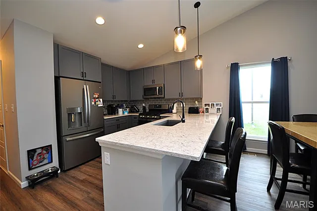 $312,900 | 897 Black Bear Drive, House Springs, MO 63051