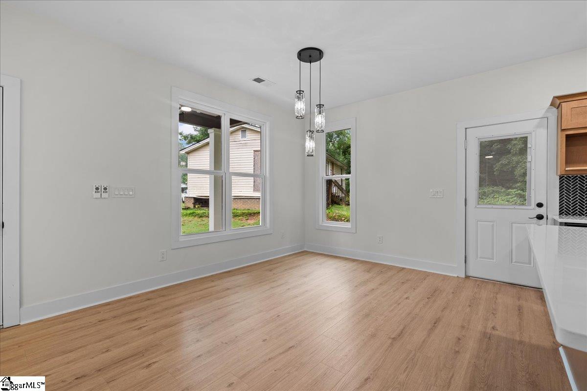 119 A State Rd S-23-886 Fountain Inn, SC 29644 - Photo 11 of 32