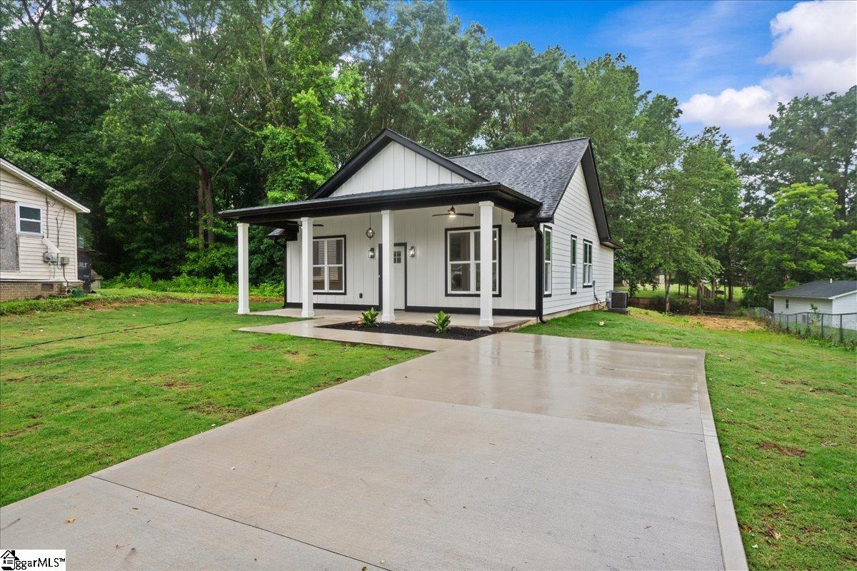 119 A State Rd S-23-886 Fountain Inn, SC 29644 - Photo 4 of 32