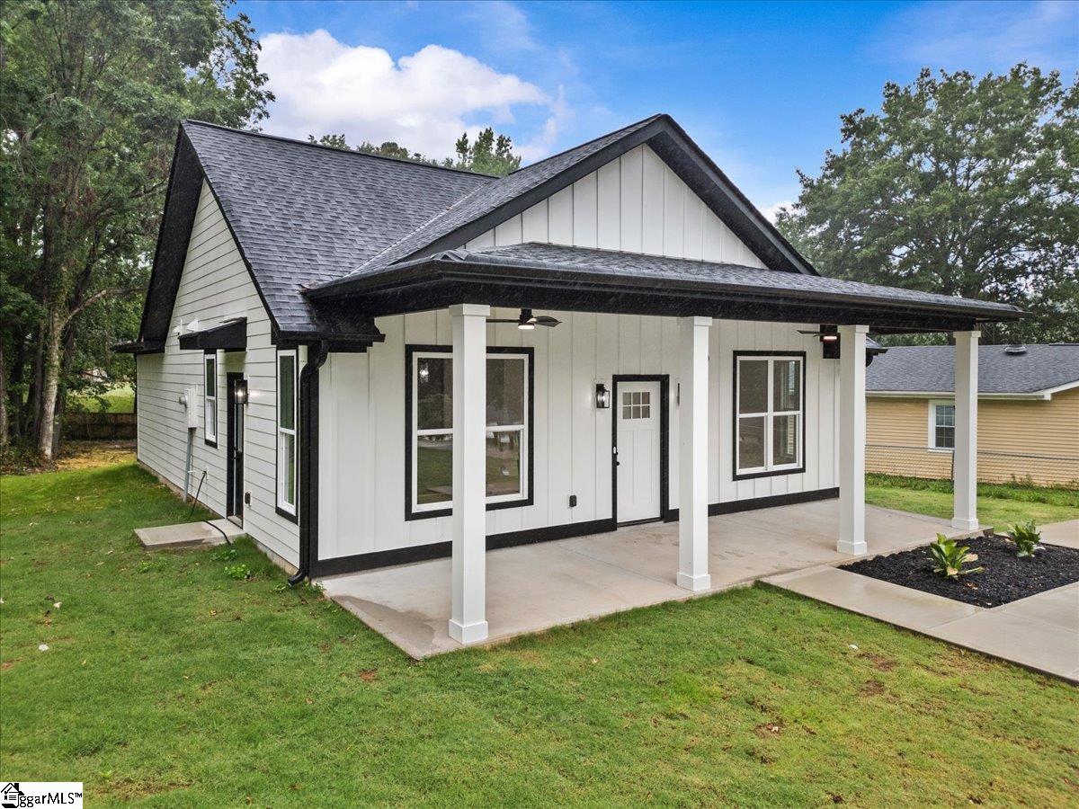 119 A State Rd S-23-886 Fountain Inn, SC 29644 - Photo 5 of 32