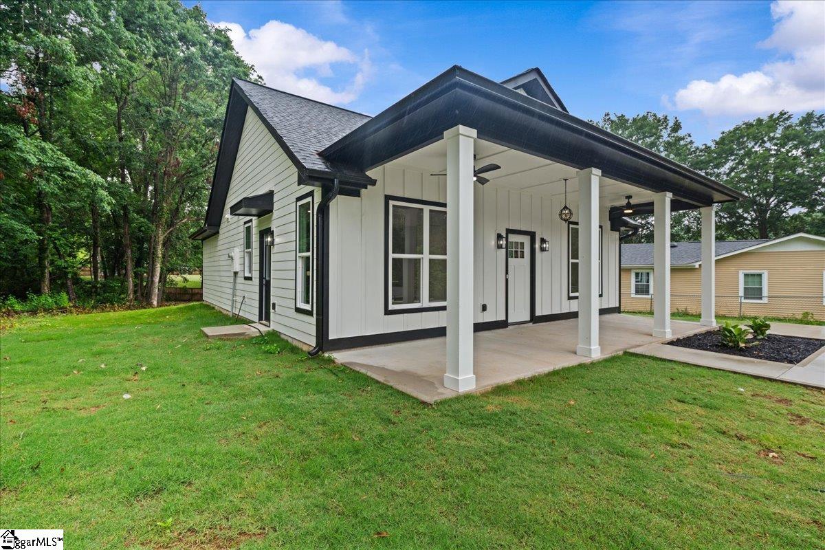 119 A State Rd S-23-886 Fountain Inn, SC 29644 - Photo 6 of 32