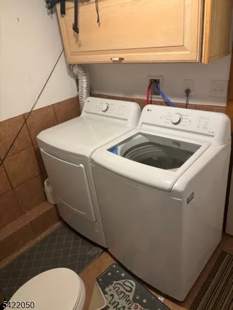 $1,950 | 34 Rose Trail, Andover, NJ 07821