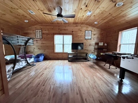 5575 Rainbow Springs Road Franklin, NC 28734 - Photo 18 of 35 a living room with furniture and a wooden floor