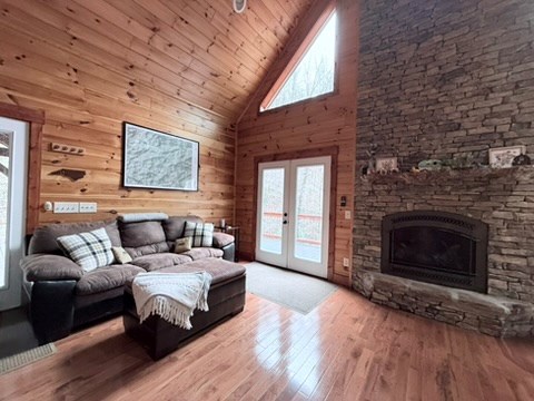 5575 Rainbow Springs Road Franklin, NC 28734 - Photo 2 of 35 a living room with furniture and a fireplace