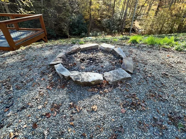 $725,000 | 5575 Rainbow Springs Road, Franklin, NC 28734