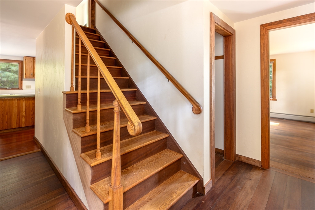 131 Dexter Road Marion, MA 02738 - Photo 15 of 33