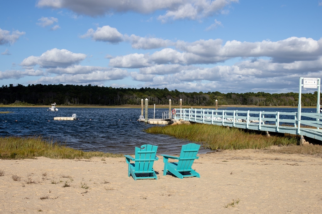 131 Dexter Road Marion, MA 02738 - Photo 2 of 33