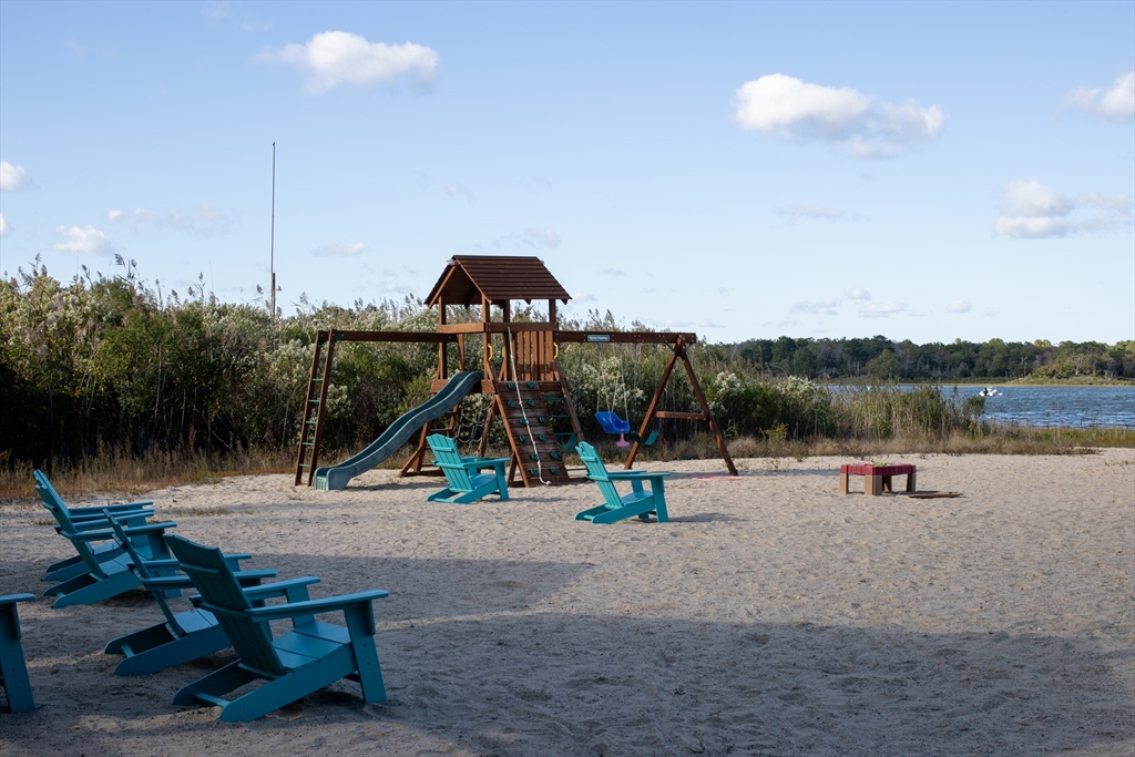 131 Dexter Road Marion, MA 02738 - Photo 23 of 33