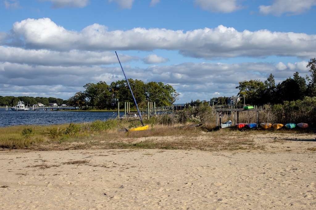 131 Dexter Road Marion, MA 02738 - Photo 26 of 33