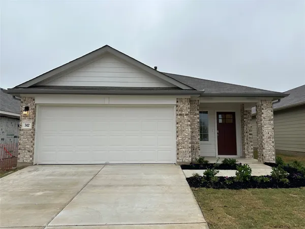 $2,050 | 742 Globe Mallow Circle, Kyle, TX 78640