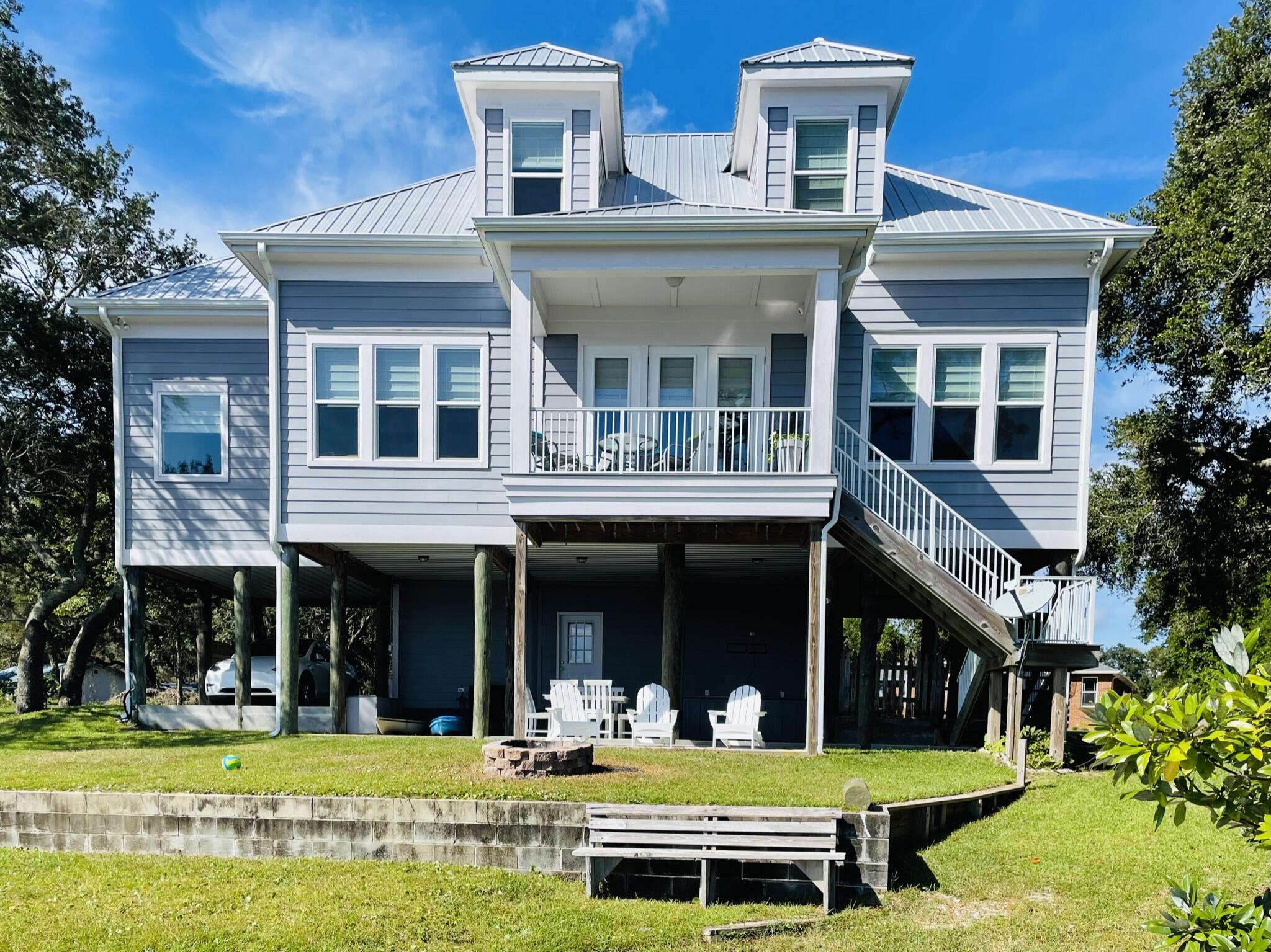 2975 Holley Point Road Navarre, FL 32566 - Photo 1 of 101 back of house