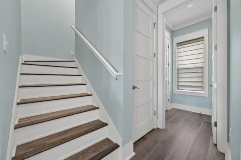 $1,100,000 | 2975 Holley Point Road, Navarre, FL 32566