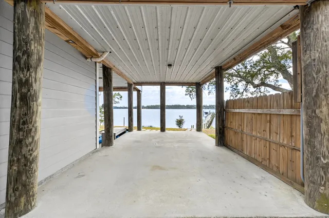 $1,100,000 | 2975 Holley Point Road, Navarre, FL 32566