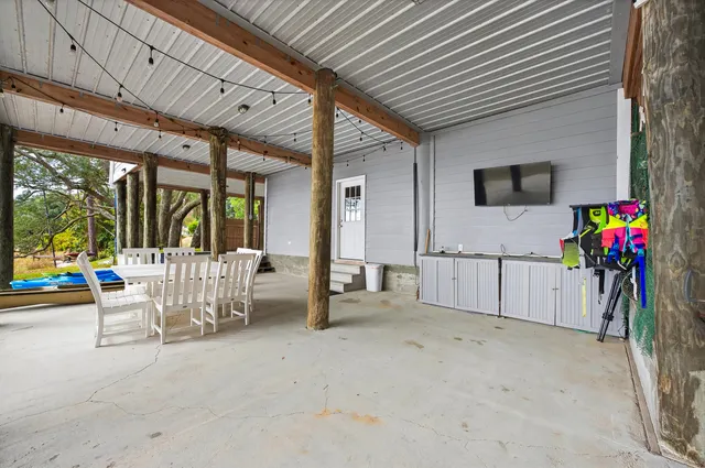 $1,100,000 | 2975 Holley Point Road, Navarre, FL 32566