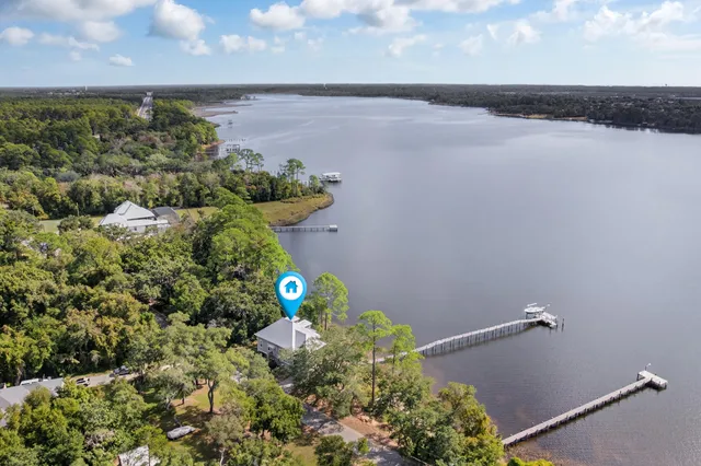 $1,100,000 | 2975 Holley Point Road, Navarre, FL 32566