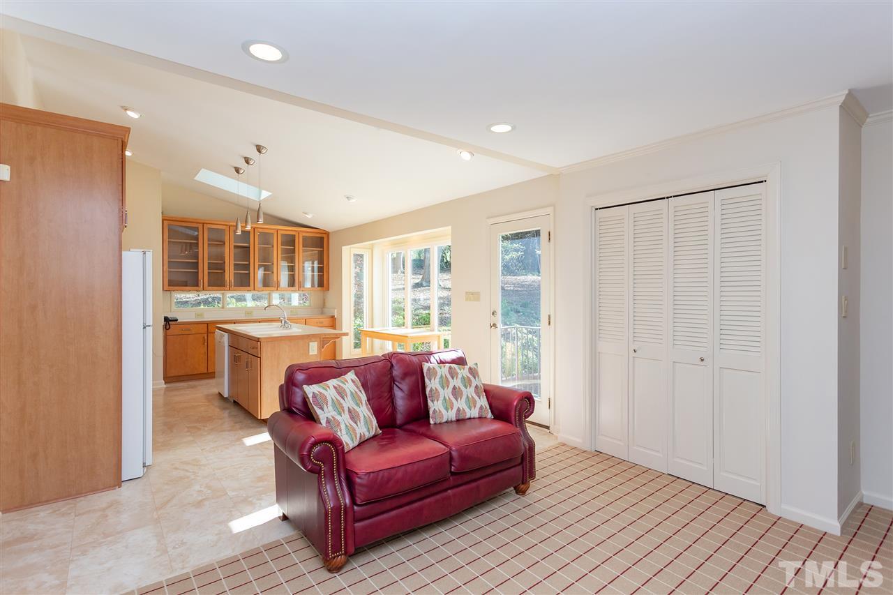 820 Temple Street Raleigh, NC 27609 - Photo 3 of 30 Gallery Image 3
