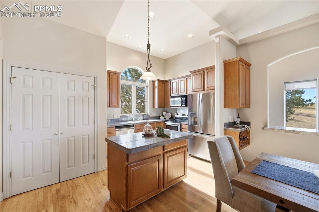 10350 Hodgen Road Colorado Springs, CO 80908 - Photo 13 of 49