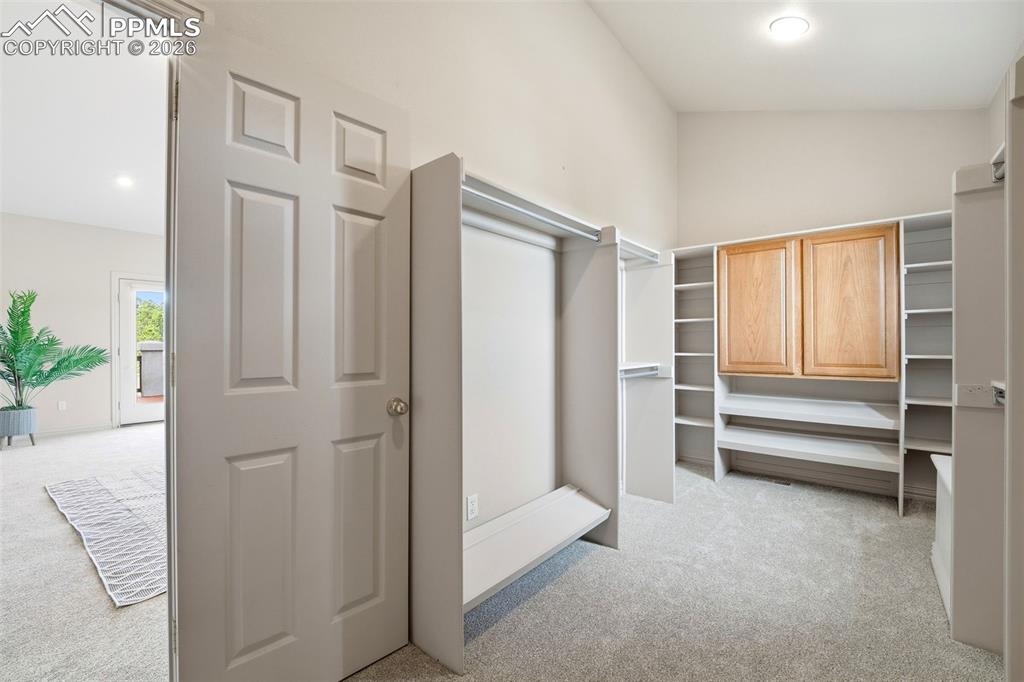 10350 Hodgen Road Colorado Springs, CO 80908 - Photo 19 of 49 Primary Bedroom Closet