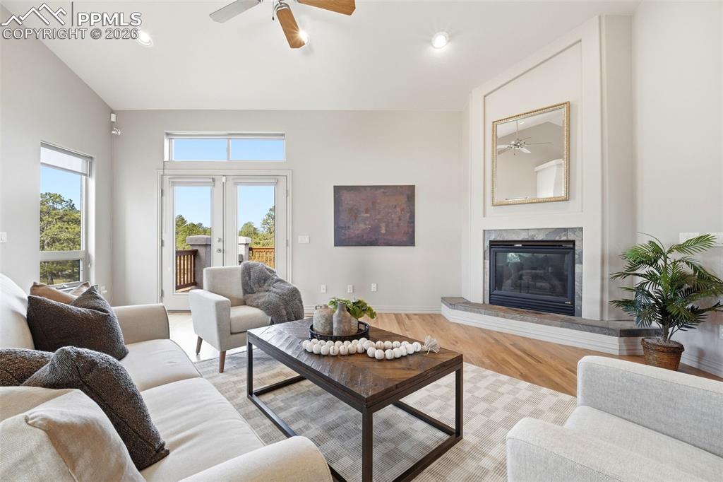 10350 Hodgen Road Colorado Springs, CO 80908 - Photo 5 of 49