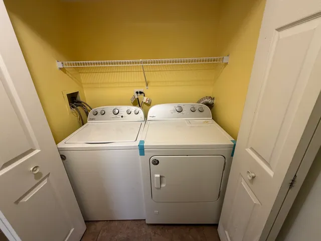 $2,595 | 2156 Camden Lane, Unit 2156, Hanover Park, IL 60133