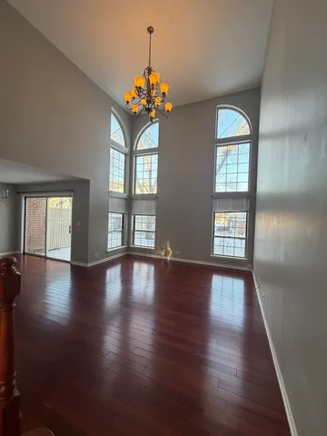 $2,595 | 2156 Camden Lane, Unit 2156, Hanover Park, IL 60133