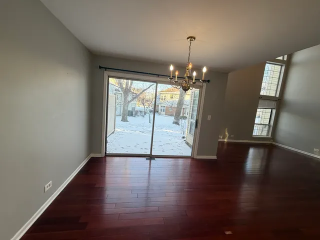 $2,595 | 2156 Camden Lane, Unit 2156, Hanover Park, IL 60133