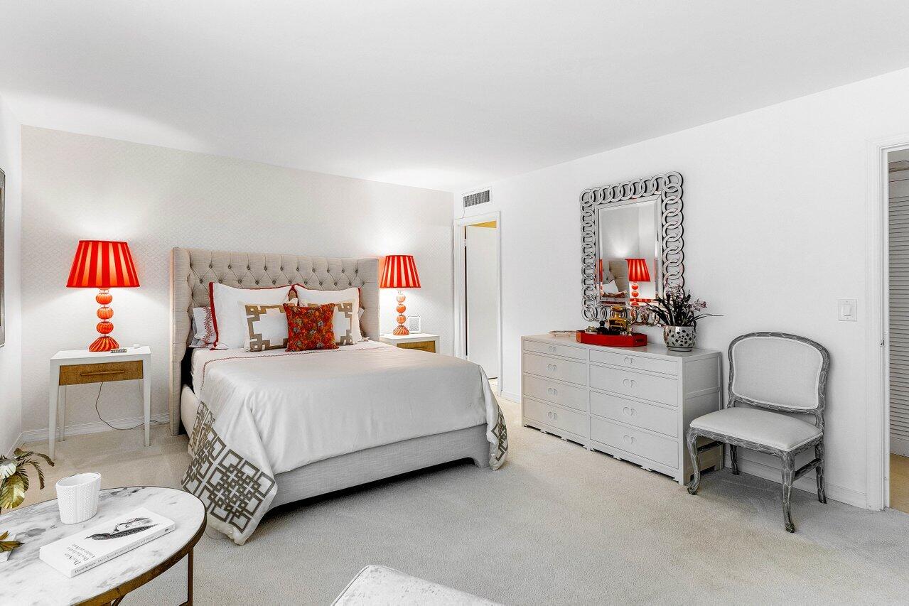 354 Chilean Avenue, Unit 3A Palm Beach, FL 33480 - Photo 15 of 30 Primary Bedroom