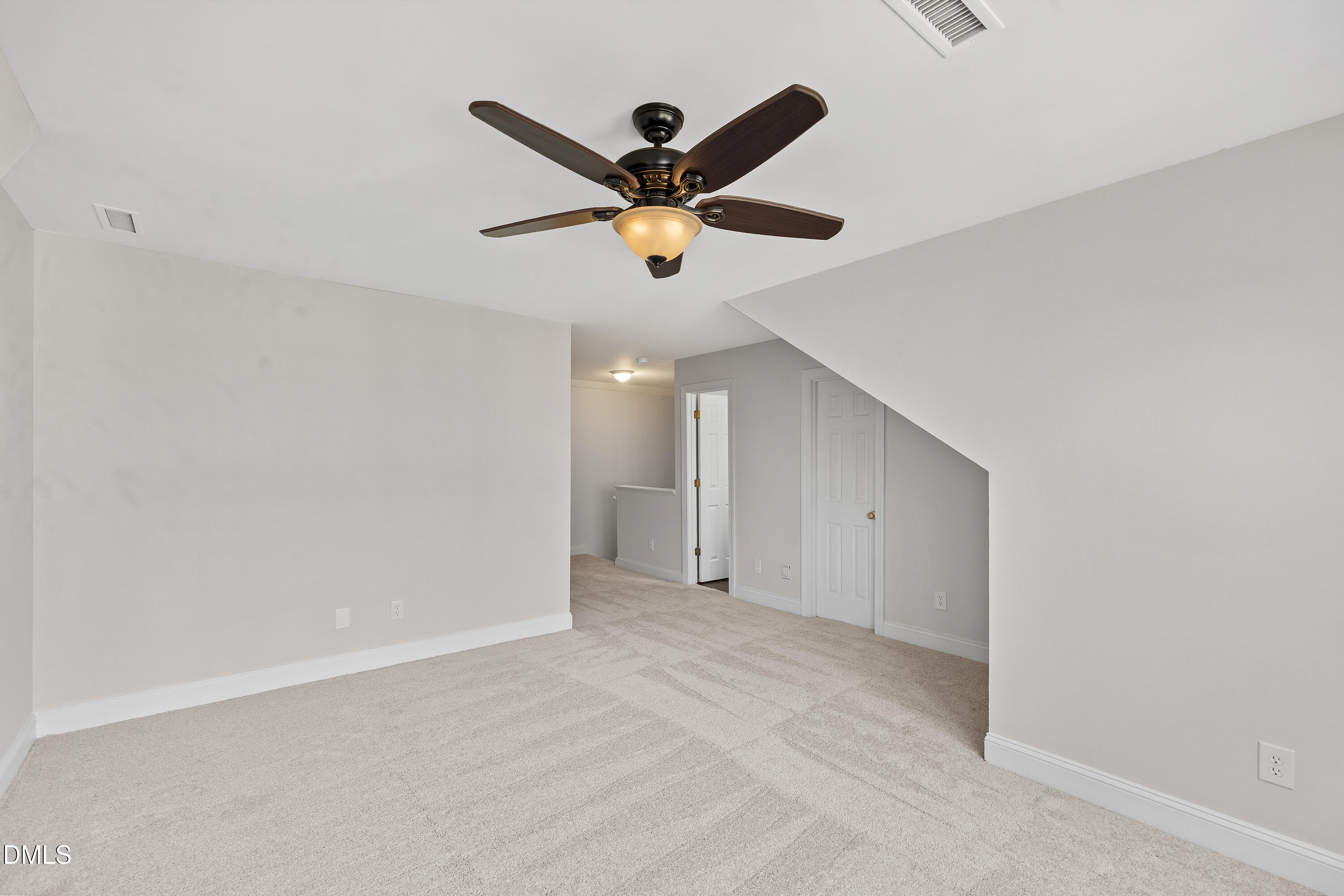 124 Rosewall Lane Cary, NC 27511 - Photo 19 of 32 25-124 Rosewall Lane-_2733