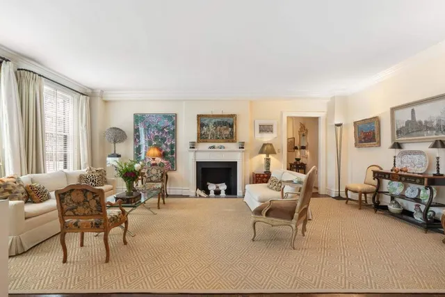 $2,450,000 | 1105 Park Avenue, Unit 6D | Upper East Side
